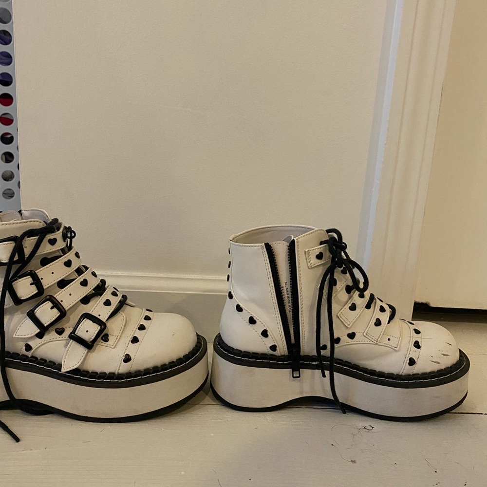 Demonia goth heart white boots
